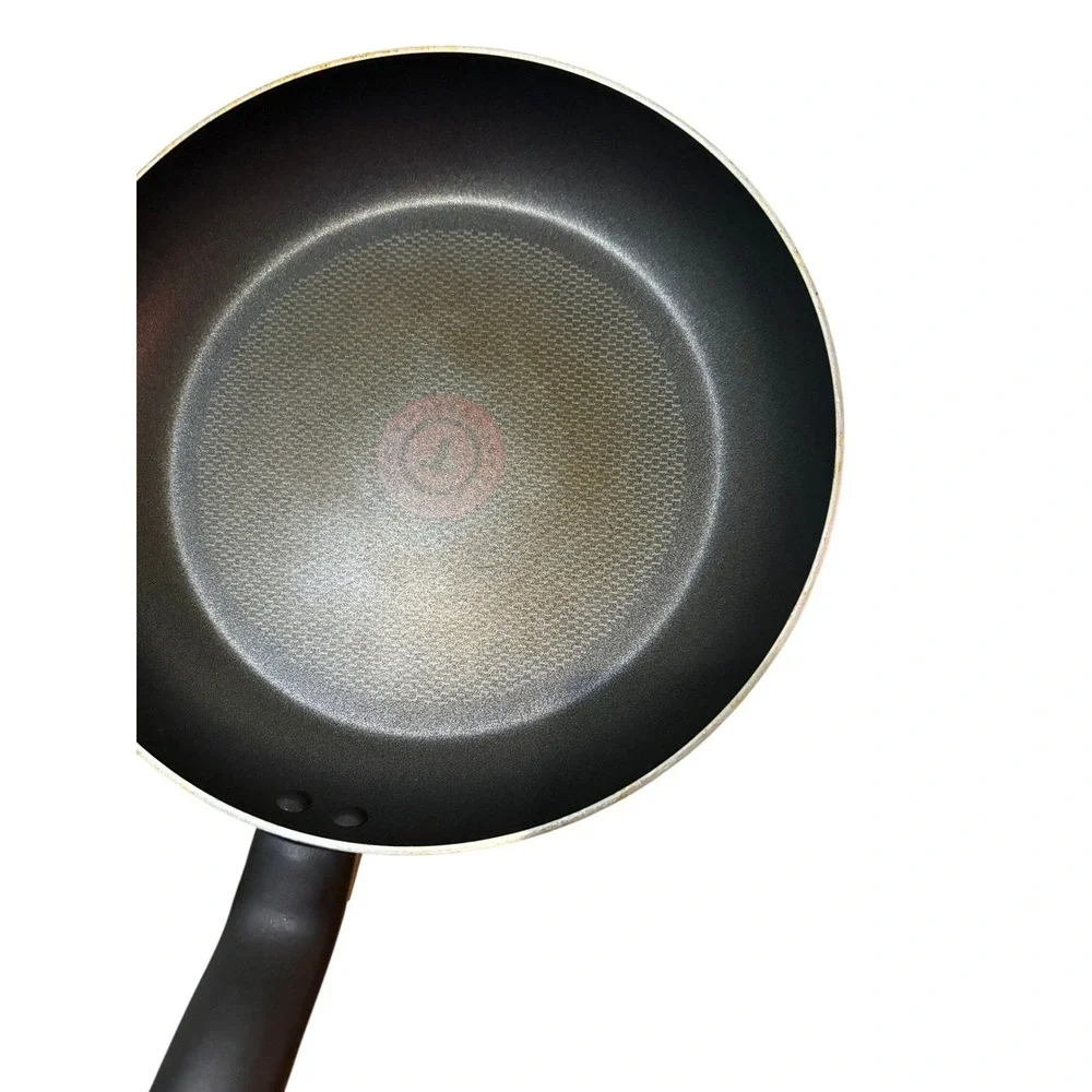 T-fal 10‎ Inch Nonstick Frying Pan Skillet Black Thermo-Spot Heat Indicator
